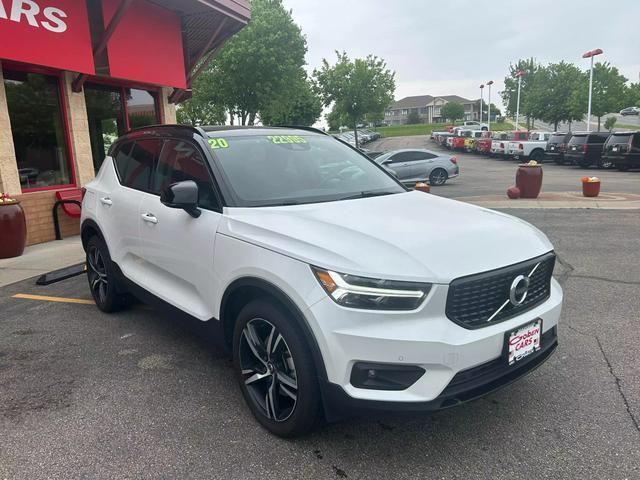 used 2020 Volvo XC40 car, priced at $22,995