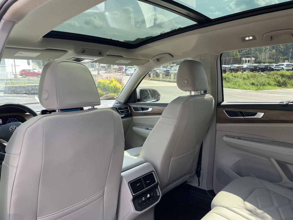 new 2026 Volkswagen Atlas car, priced at $44,419