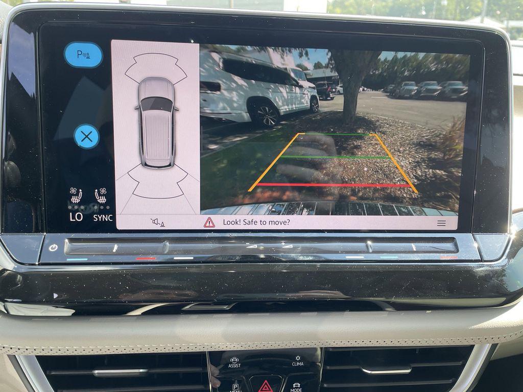 new 2026 Volkswagen Atlas car, priced at $44,419