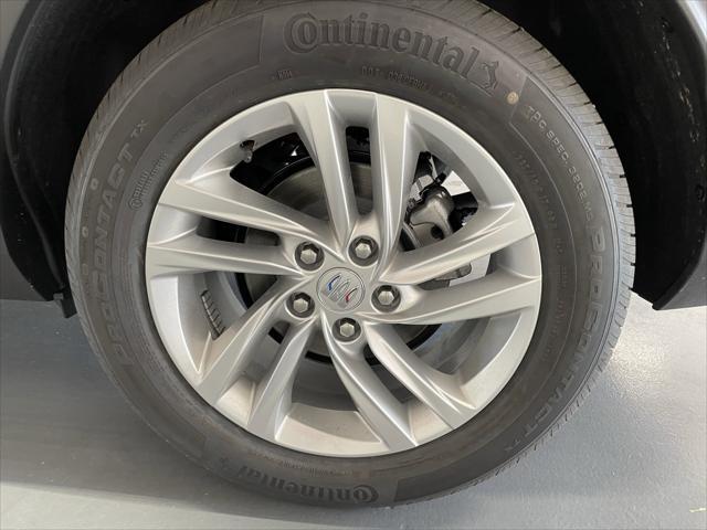 new 2025 Buick Envista car, priced at $26,435