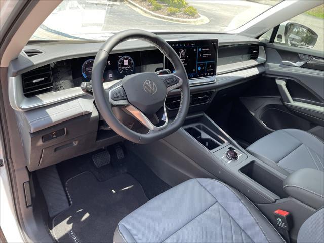 new 2025 Volkswagen Tiguan car, priced at $32,937