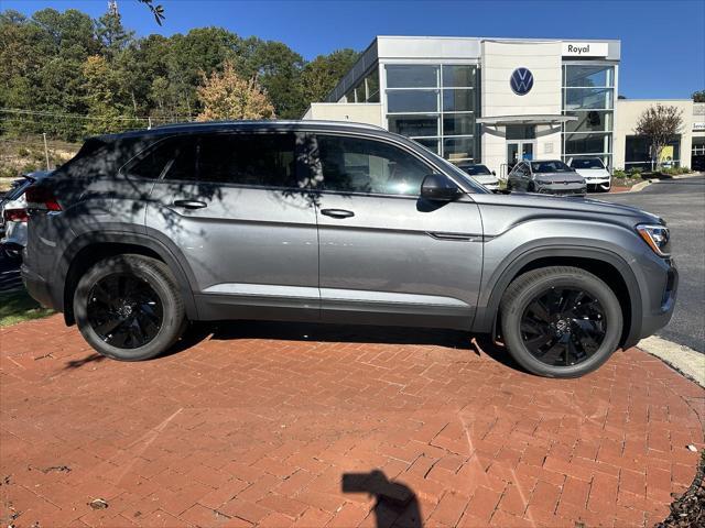 new 2024 Volkswagen Atlas Cross Sport car, priced at $40,758