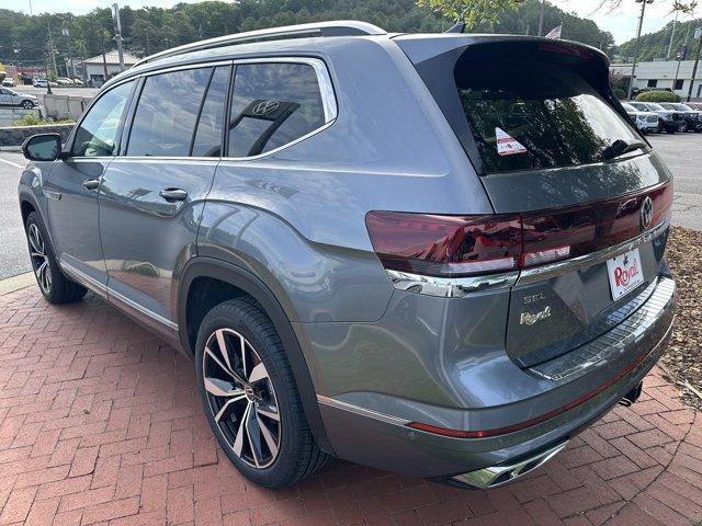 new 2024 Volkswagen Atlas car, priced at $50,978