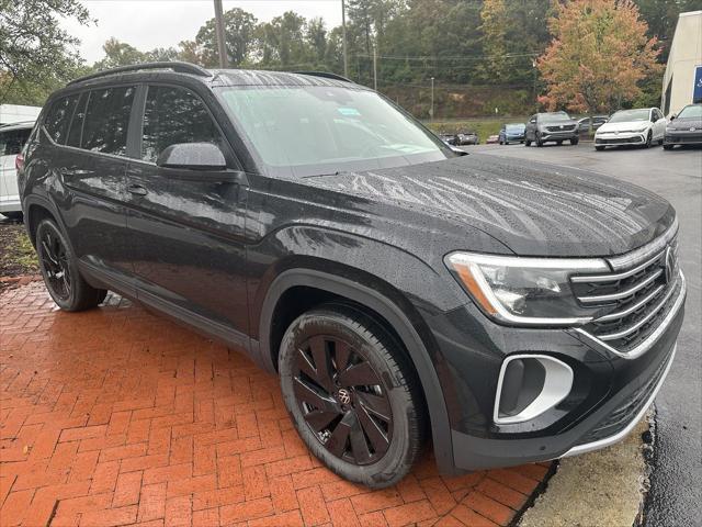 new 2025 Volkswagen Atlas car, priced at $43,878