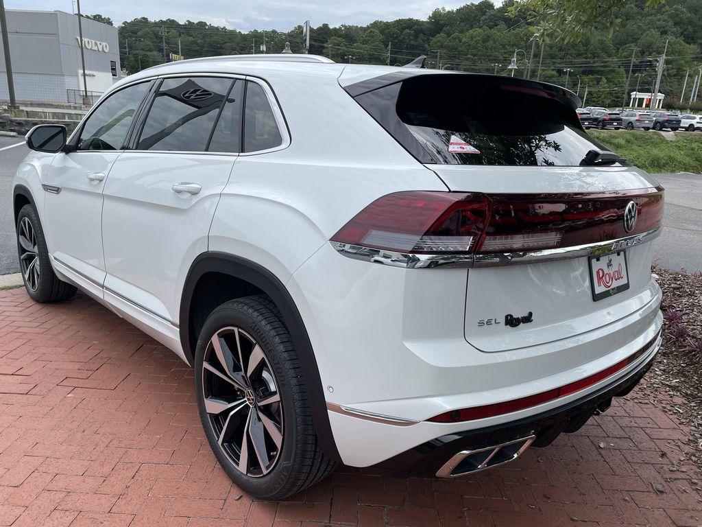 new 2026 Volkswagen Atlas Cross Sport car, priced at $54,261