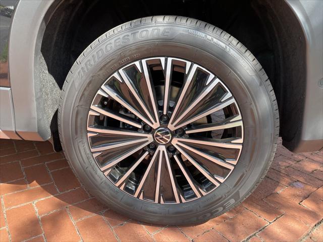 new 2025 Volkswagen Tiguan car, priced at $30,023