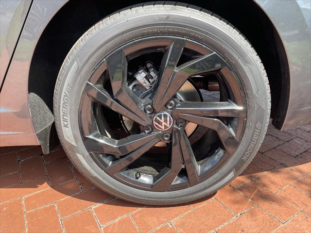new 2025 Volkswagen Jetta car, priced at $27,046