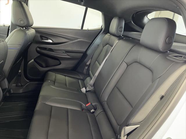 new 2025 Buick Envista car, priced at $29,825