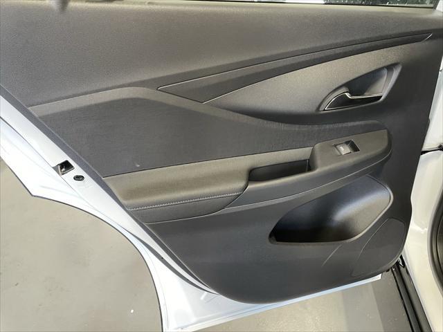 new 2025 Buick Envista car, priced at $29,825