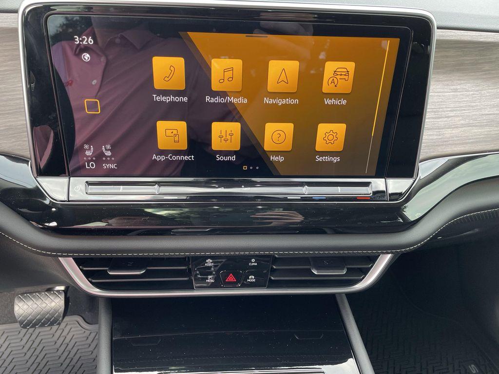 new 2026 Volkswagen Atlas car, priced at $49,680