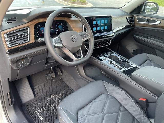 new 2025 Volkswagen Atlas car, priced at $41,902