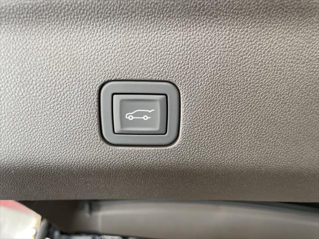 new 2025 GMC Yukon car, priced at $71,184