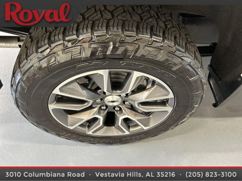 used 2022 Chevrolet Silverado 1500 car, priced at $35,987