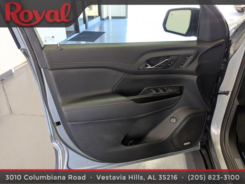 used 2023 GMC Acadia car, priced at $32,987