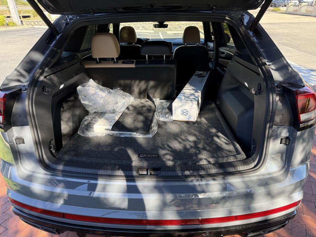 new 2026 Volkswagen Atlas Cross Sport car, priced at $50,751