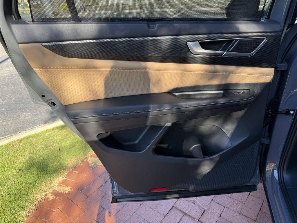 new 2026 Volkswagen Atlas Cross Sport car, priced at $50,751