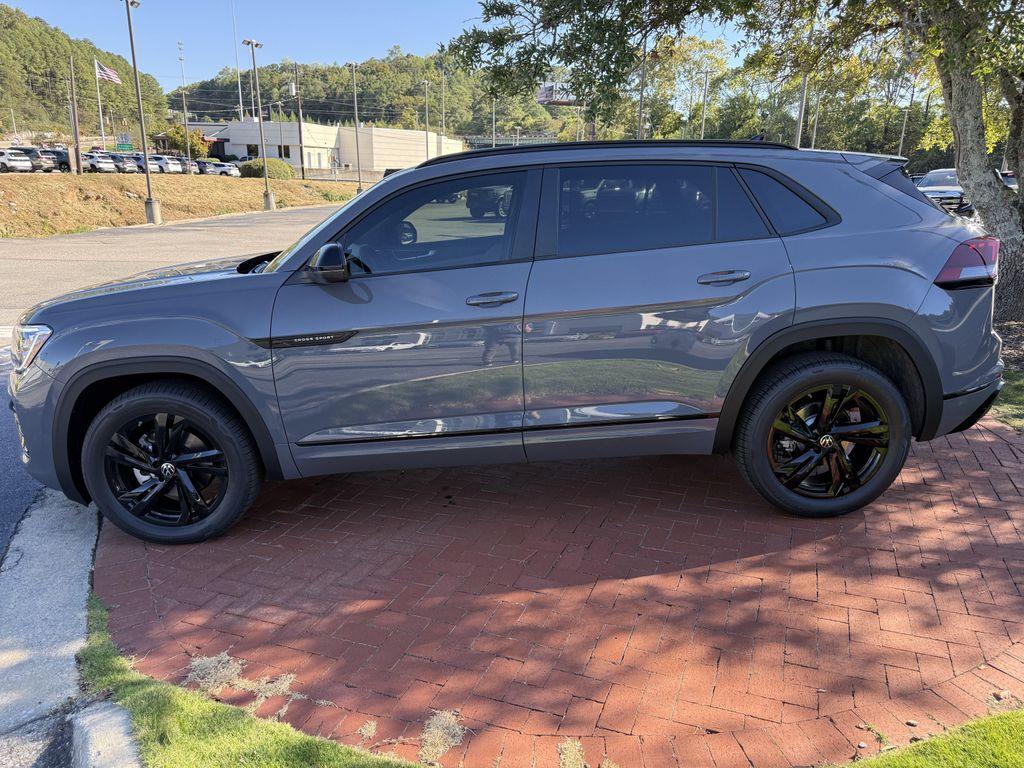 new 2026 Volkswagen Atlas Cross Sport car, priced at $50,751