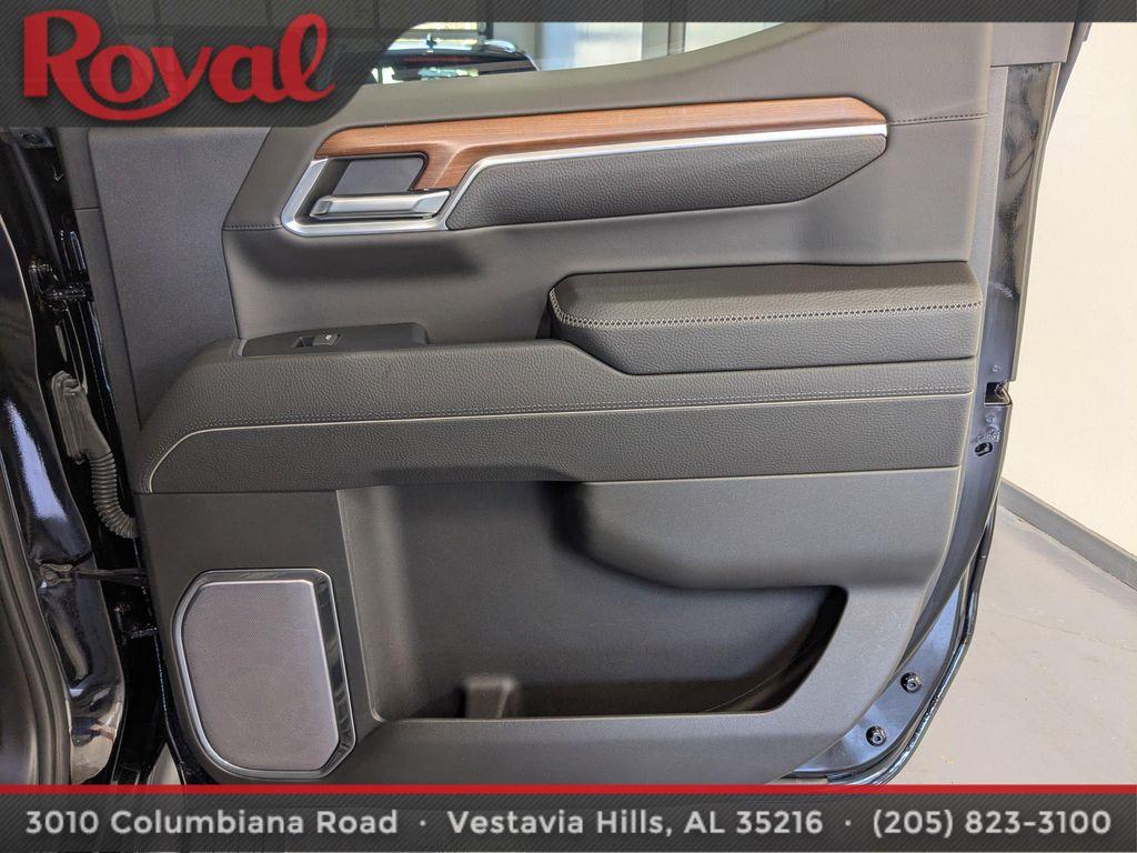 used 2023 GMC Sierra 1500 car, priced at $52,589