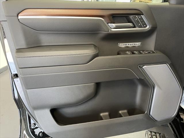 new 2025 GMC Sierra 1500 car, priced at $73,635