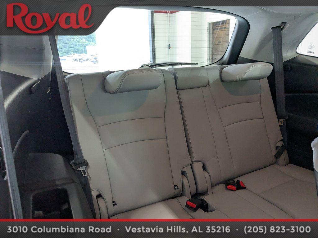 used 2022 Honda Pilot car, priced at $30,989