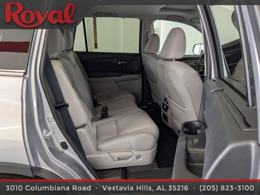 used 2022 Honda Pilot car, priced at $30,989