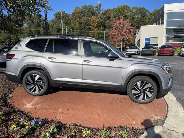 new 2025 Volkswagen Atlas car, priced at $42,366