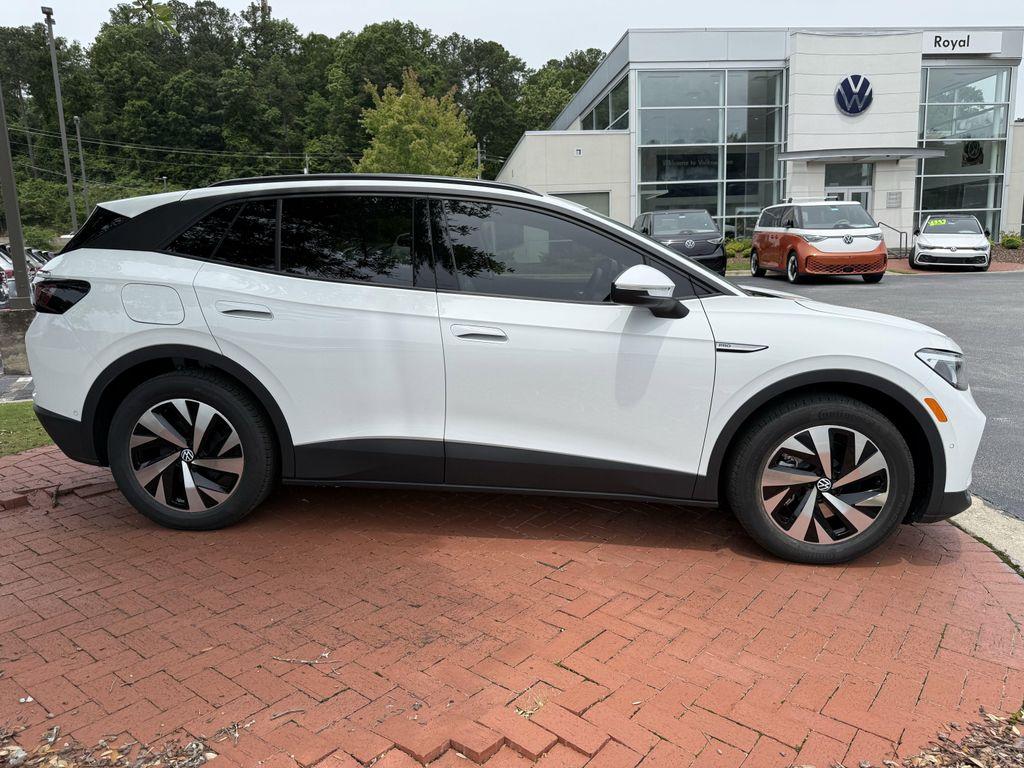new 2025 Volkswagen ID.4 car, priced at $37,220