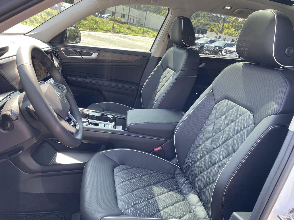 new 2026 Volkswagen Atlas car, priced at $55,220