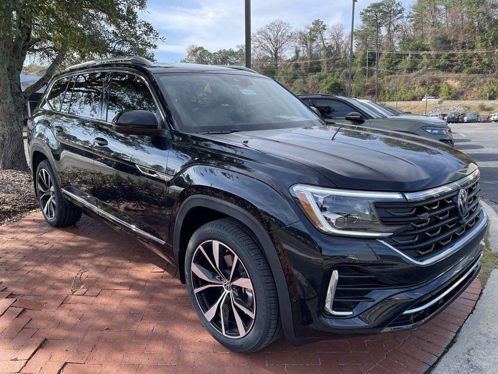 new 2026 Volkswagen Atlas car, priced at $53,632