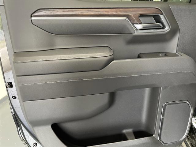 new 2025 GMC Sierra 1500 car, priced at $66,069