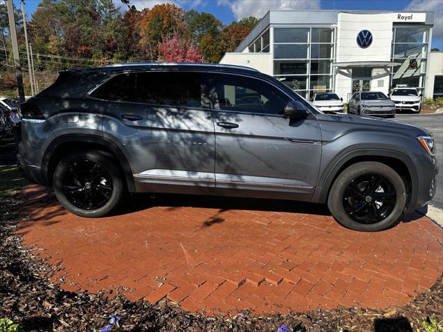 new 2024 Volkswagen Atlas Cross Sport car, priced at $43,994