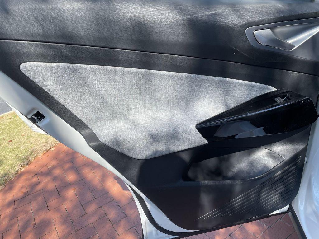 new 2025 Volkswagen ID.4 car, priced at $40,995