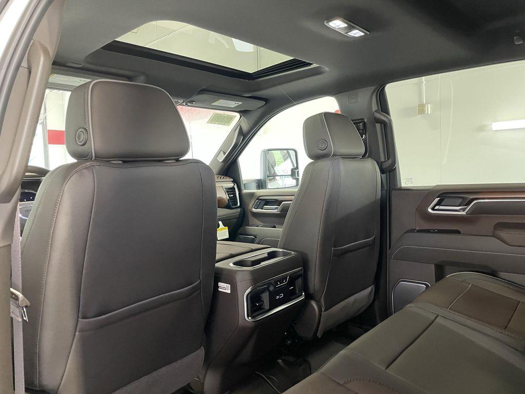 new 2026 GMC Sierra 2500 car, priced at $92,155