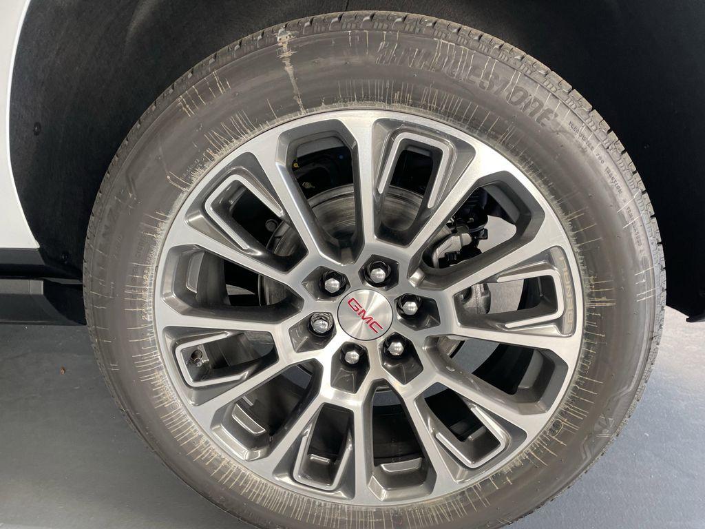 new 2026 GMC Yukon XL car, priced at $94,555