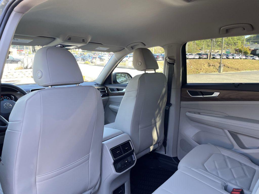 new 2026 Volkswagen Atlas car, priced at $43,962