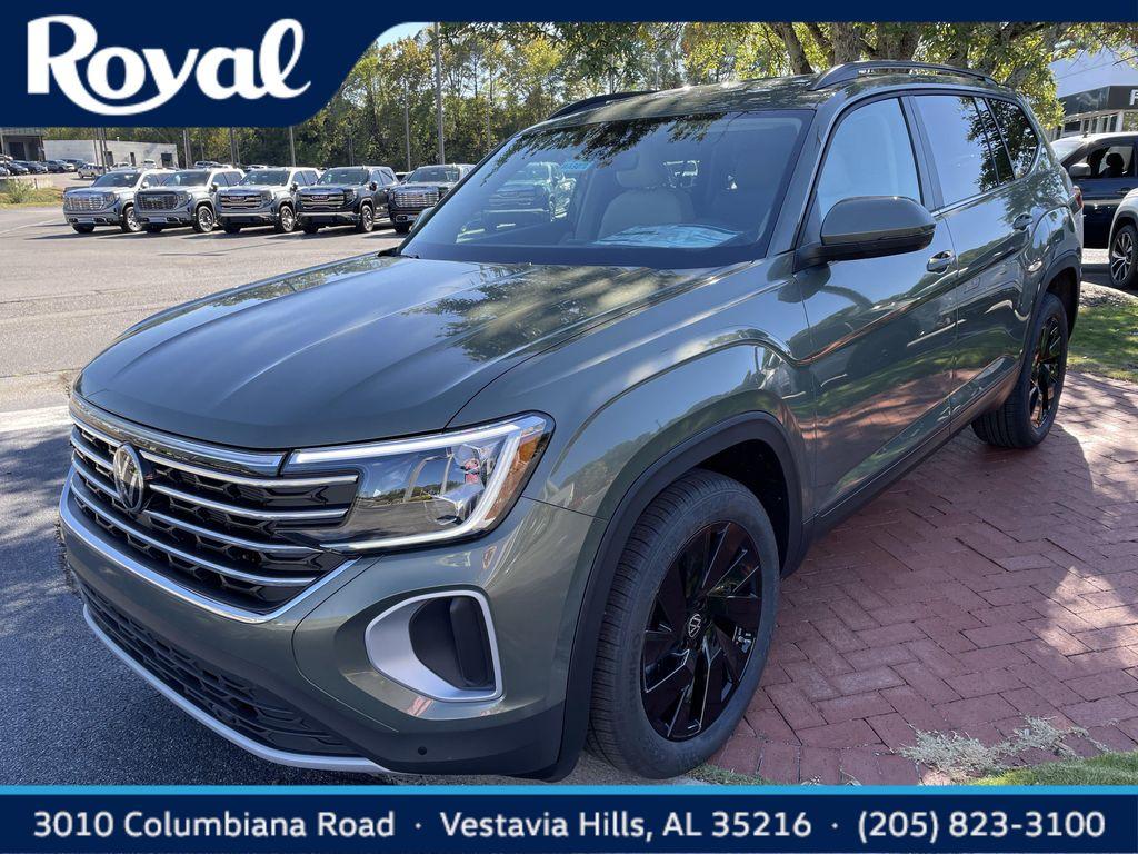 new 2026 Volkswagen Atlas car, priced at $43,962