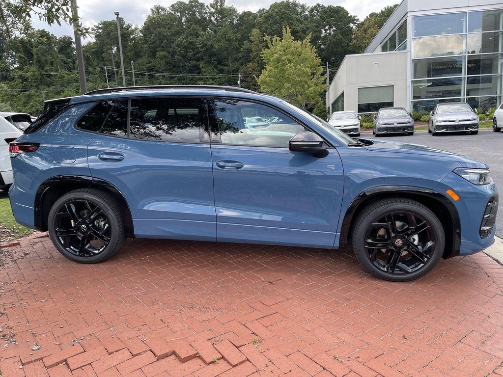 new 2025 Volkswagen Tiguan car, priced at $36,368