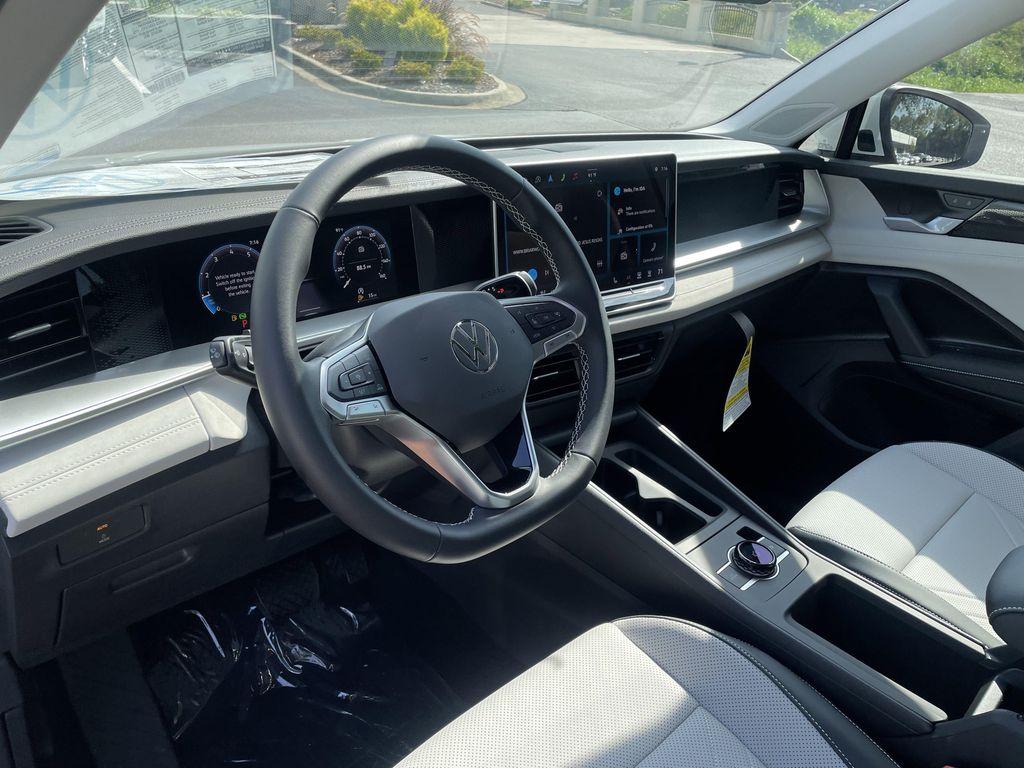 new 2025 Volkswagen Tiguan car, priced at $33,714