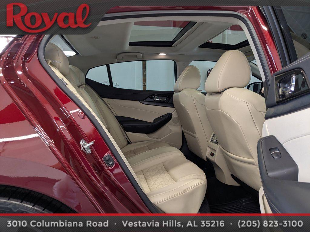 used 2021 Nissan Maxima car, priced at $26,415