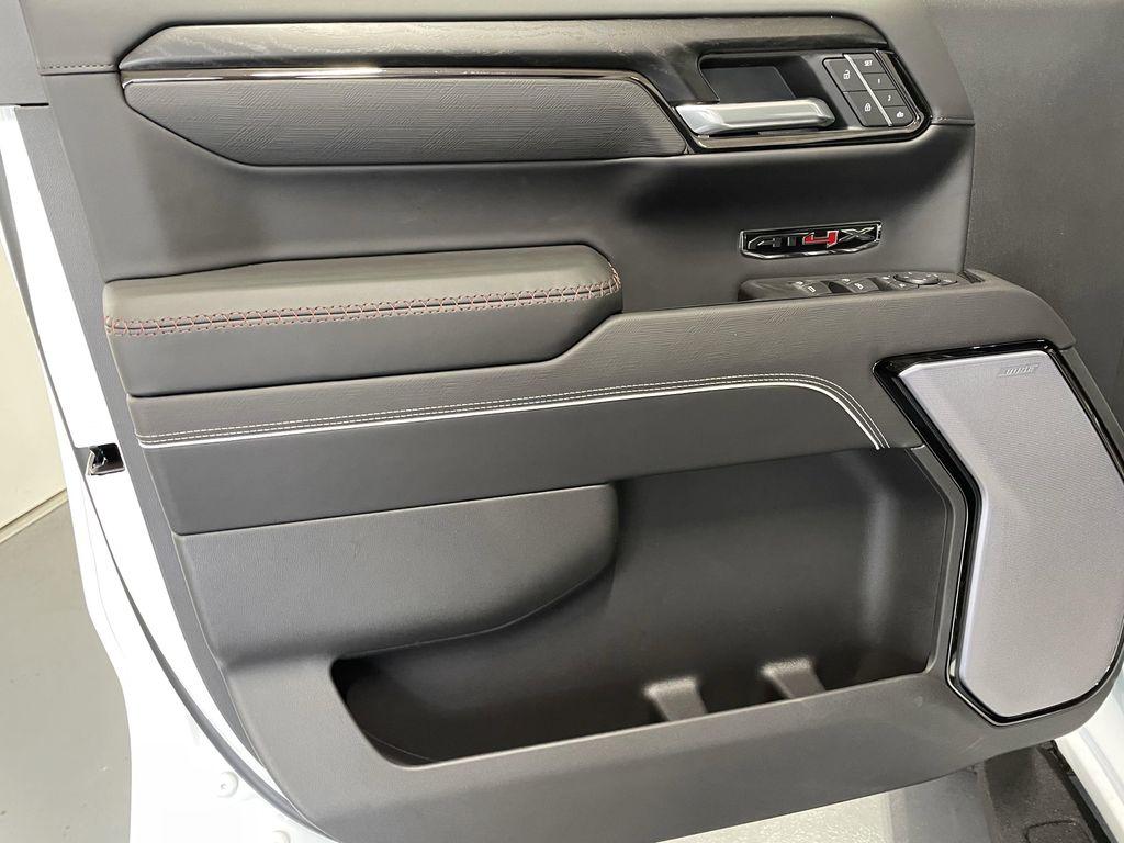new 2025 GMC Sierra 1500 car, priced at $82,685