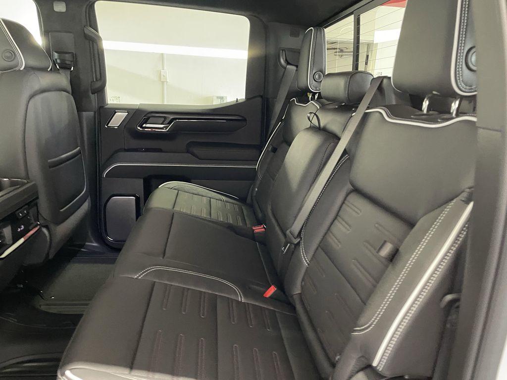 new 2025 GMC Sierra 1500 car, priced at $82,685