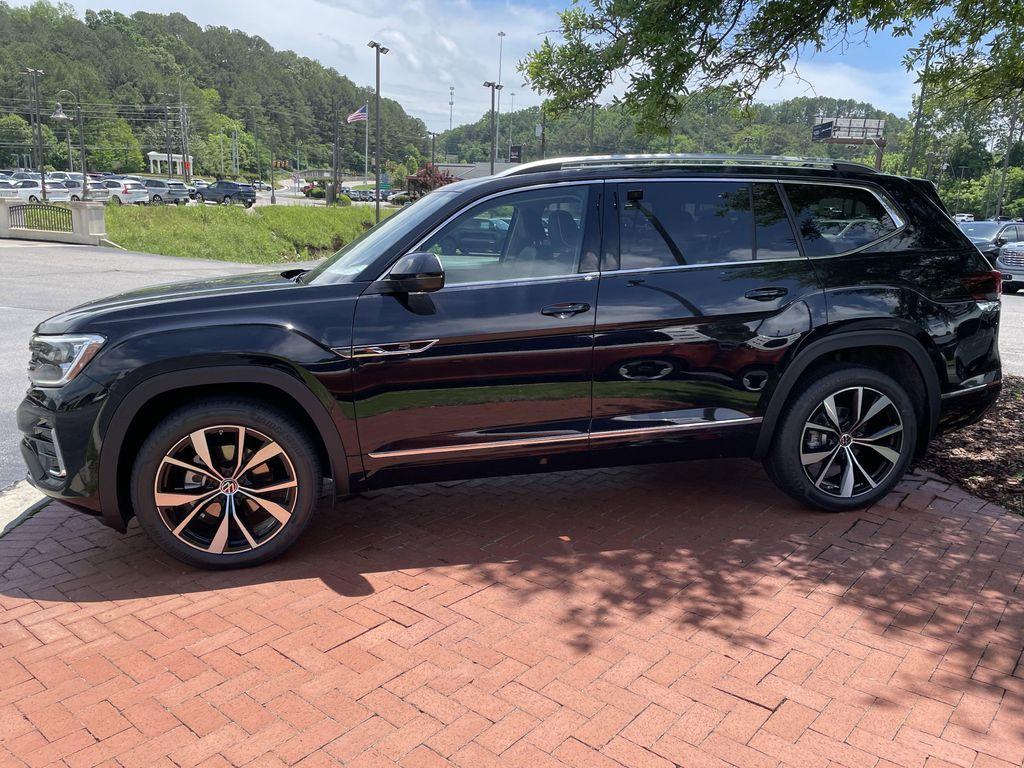 new 2025 Volkswagen Atlas car, priced at $50,565