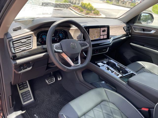 new 2025 Volkswagen Atlas car, priced at $52,065