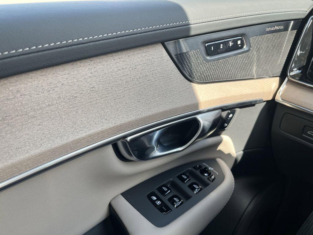 new 2025 Volvo XC90 Plug-In Hybrid car, priced at $78,805
