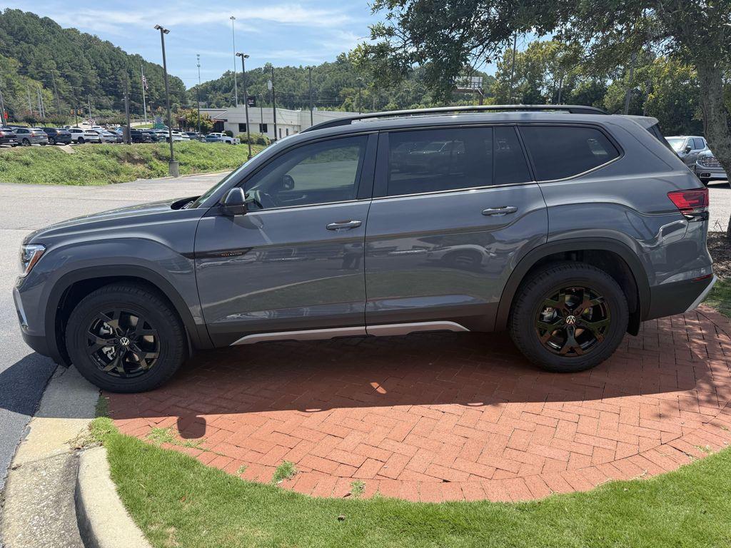 new 2026 Volkswagen Atlas car, priced at $48,633
