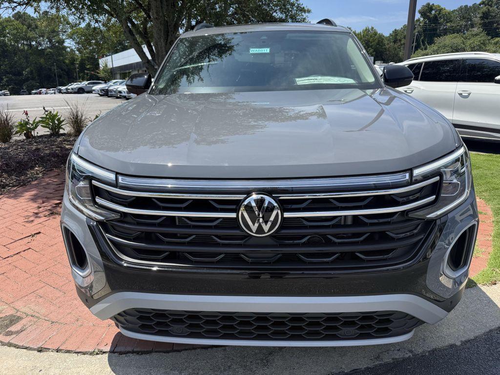 new 2026 Volkswagen Atlas car, priced at $48,633