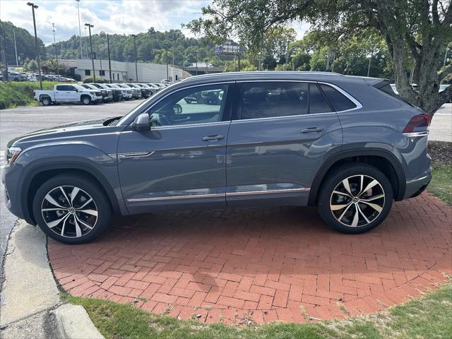 new 2024 Volkswagen Atlas Cross Sport car, priced at $50,799