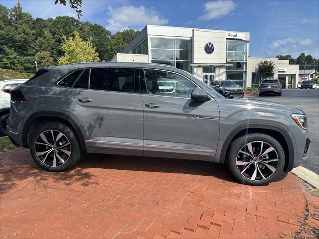 new 2024 Volkswagen Atlas Cross Sport car, priced at $50,799