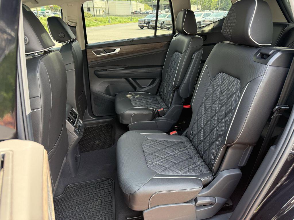 new 2026 Volkswagen Atlas car, priced at $54,974