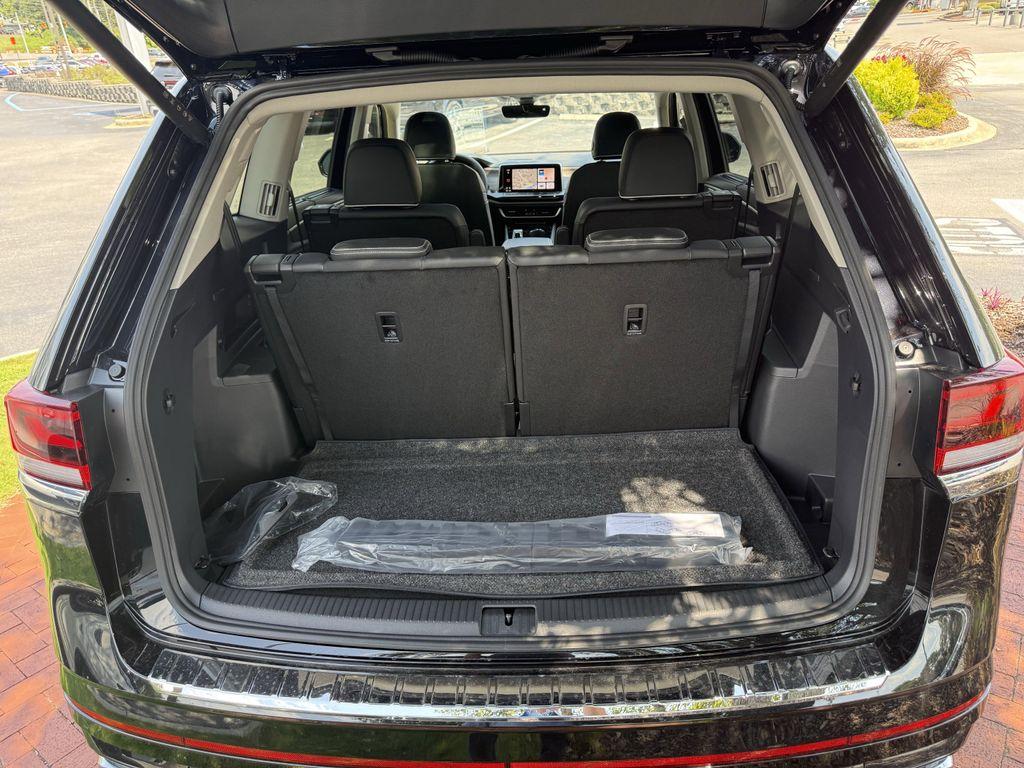 new 2026 Volkswagen Atlas car, priced at $54,974